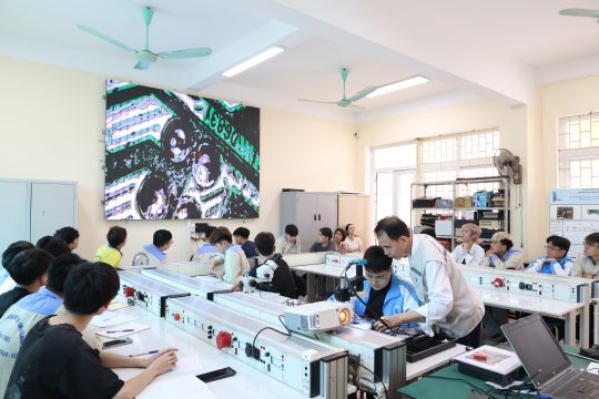 Khoa Công nghệ nhiệt lạnh